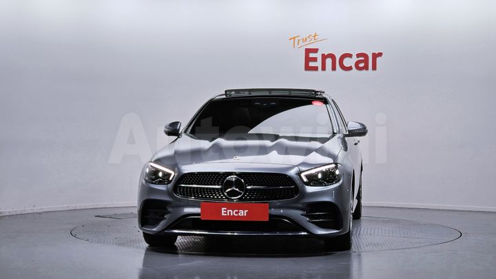 Mercedes Benz E Class 2022 — 3