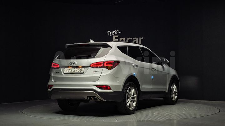 Hyundai SantaFe 2017 — 2