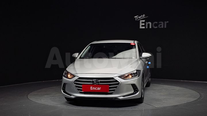 Hyundai Avante 2016 — 3