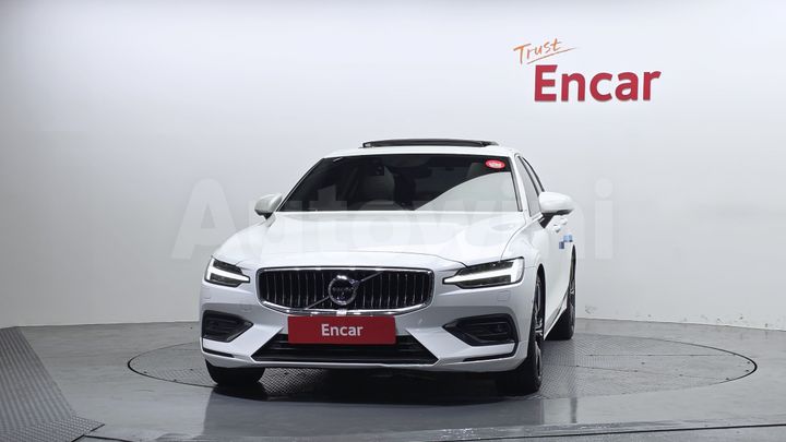 Volvo S60 2020 — 3