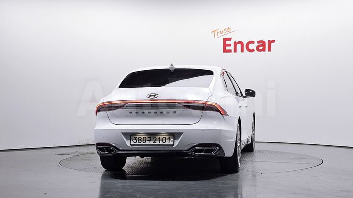 Hyundai Grandeur 2020 — 3