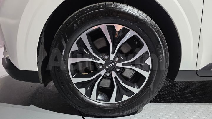 Kia Carnival 2023 — 5