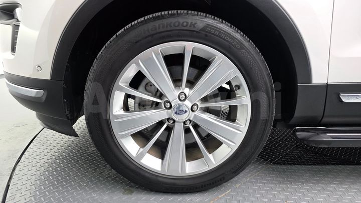 Ford Explorer 2019 — 4