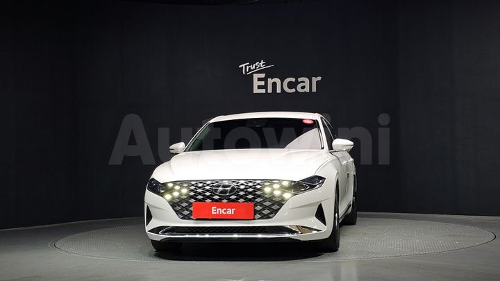 Hyundai Grandeur 2022 — 3