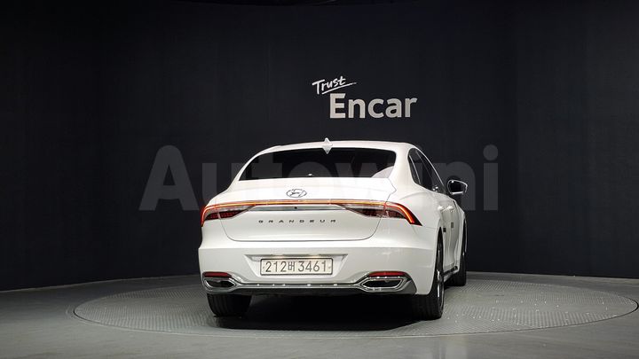 Hyundai Grandeur 2022 — 4