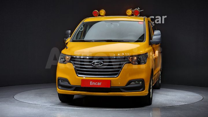 Hyundai Starex 2019 — 3