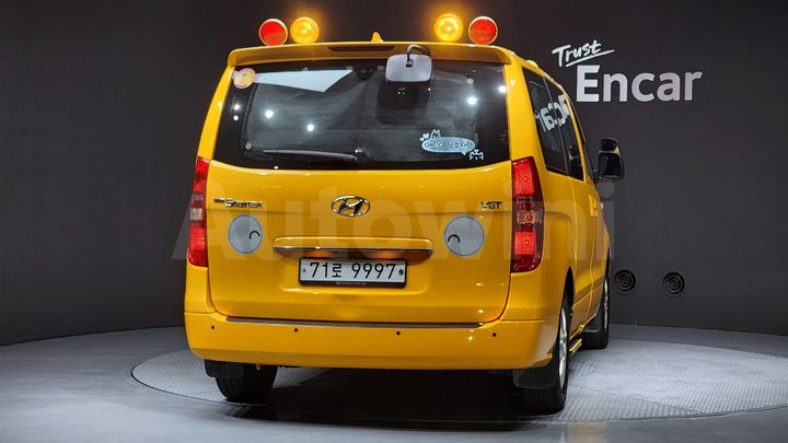 Hyundai Starex 2019 — 4