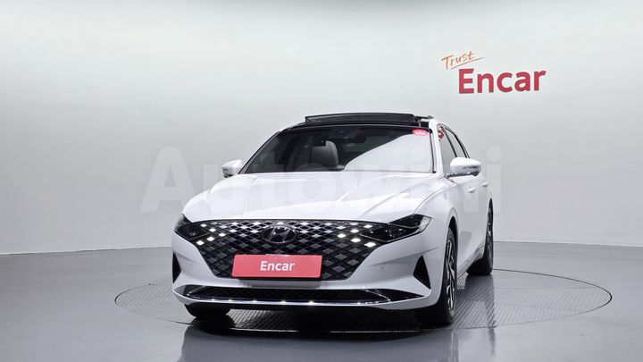 Hyundai Grandeur 2022 — 3