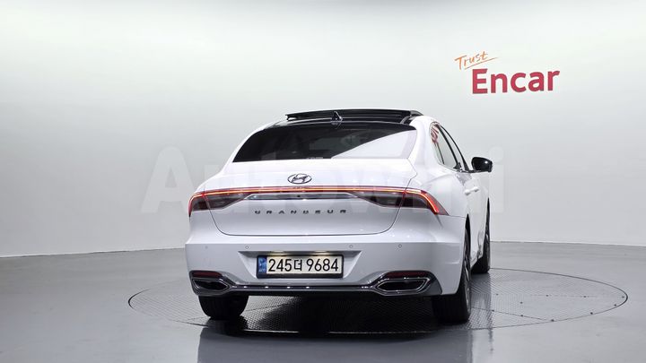 Hyundai Grandeur 2022 — 4