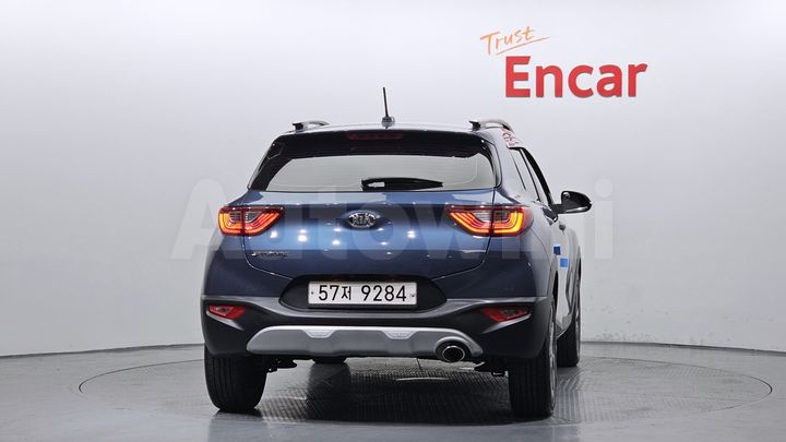 Kia Stonic 2018 — 4