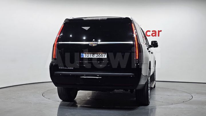 Cadillac Escalade 2019 — 4