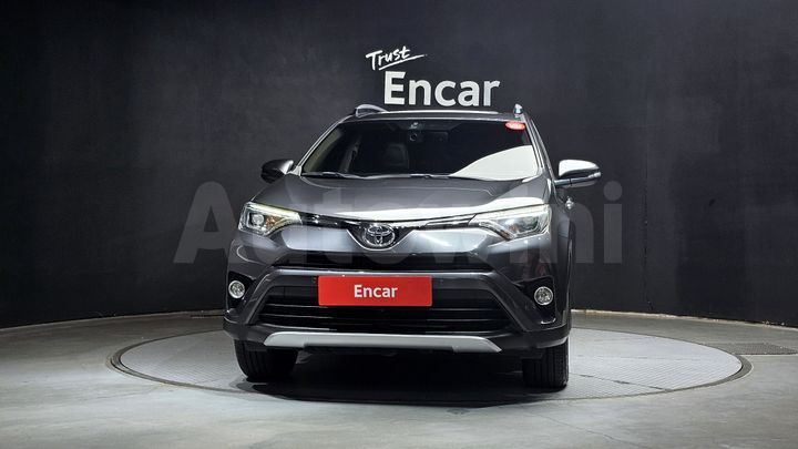 Toyota RAV4 2018 — 3