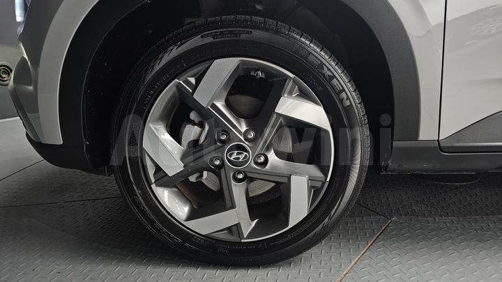 Hyundai Venue 2024 — 5
