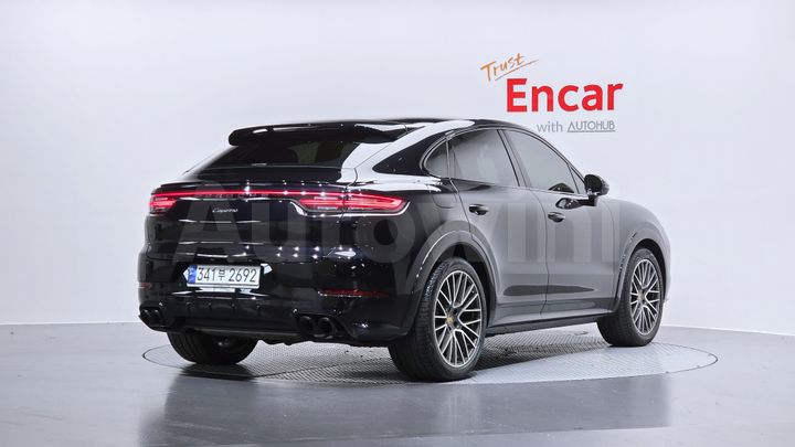 Porsche Cayenne 2021 — 2