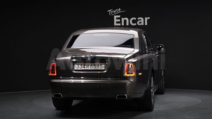 Rolls Royce Phantom 2015 — 4