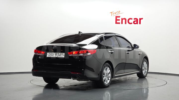 Kia K5 2018 — 2
