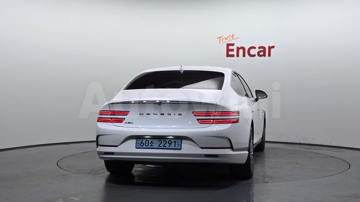 Genesis G80 2022 — 4