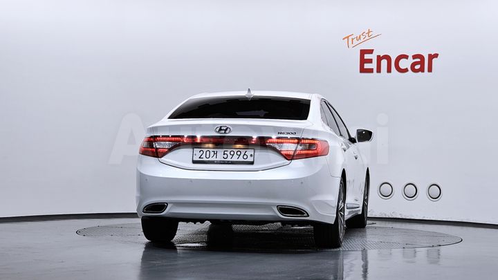Hyundai Grandeur 2013 — 4