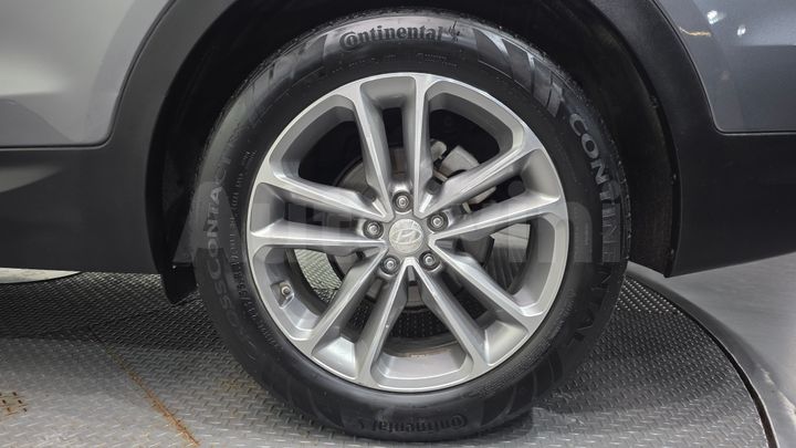 Hyundai SantaFe 2016 — 5