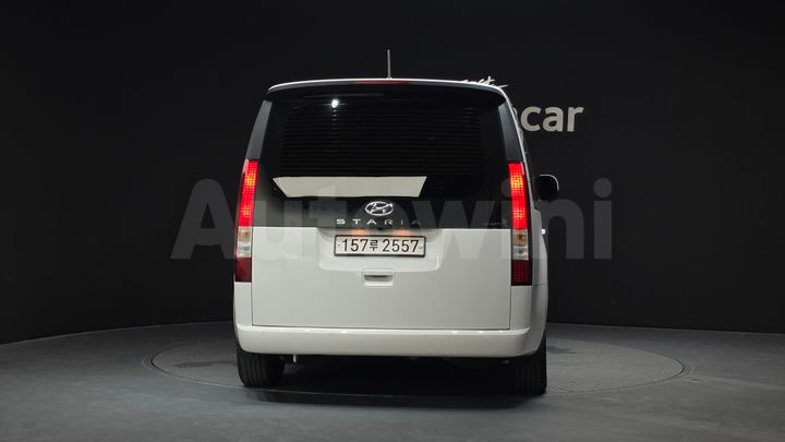 Hyundai Staria 2021 — 4