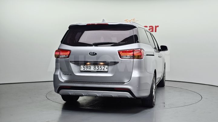 Kia Carnival 2016 — 4