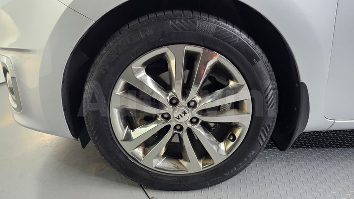 Kia Carnival 2016 — 5