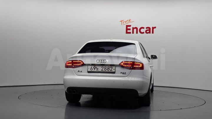 Audi A4 2011 — 4