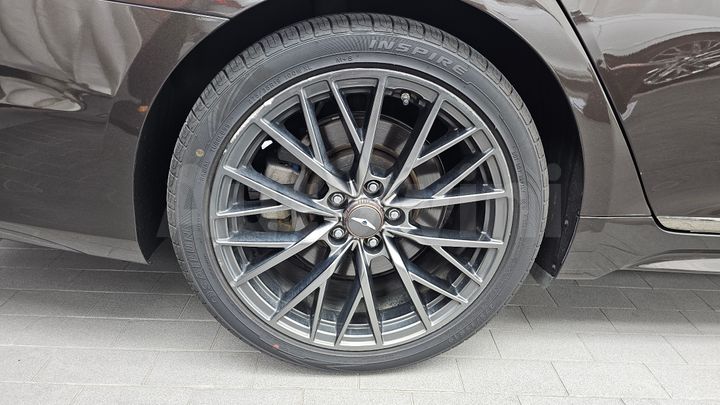 Genesis G80 2017 — 5