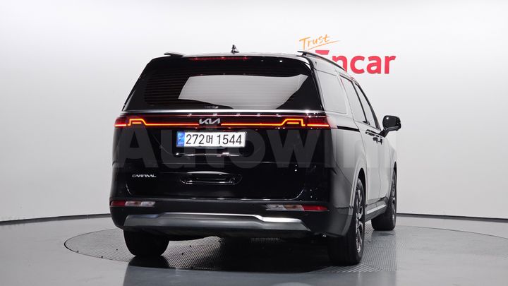 Kia Carnival 2023 — 4