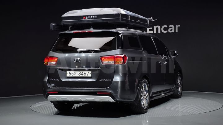 Kia Carnival 2017 — 2