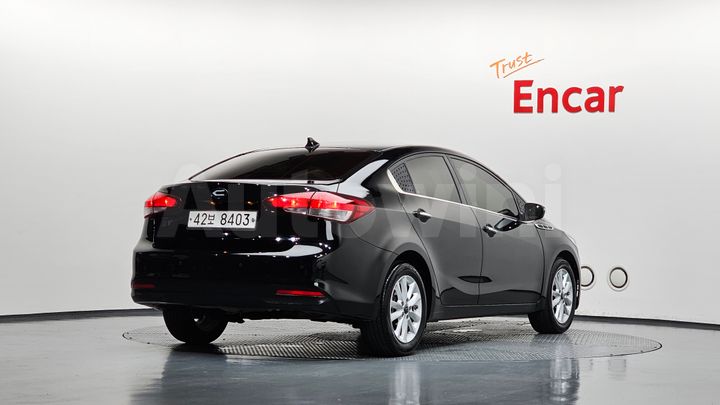 Kia K3 2017 — 2