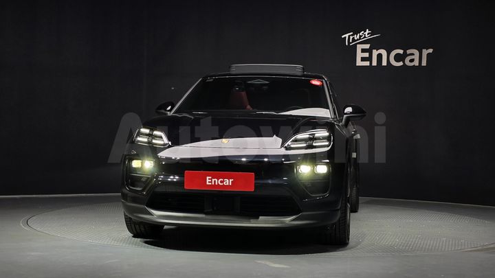 Porsche Macan 2025 — 3