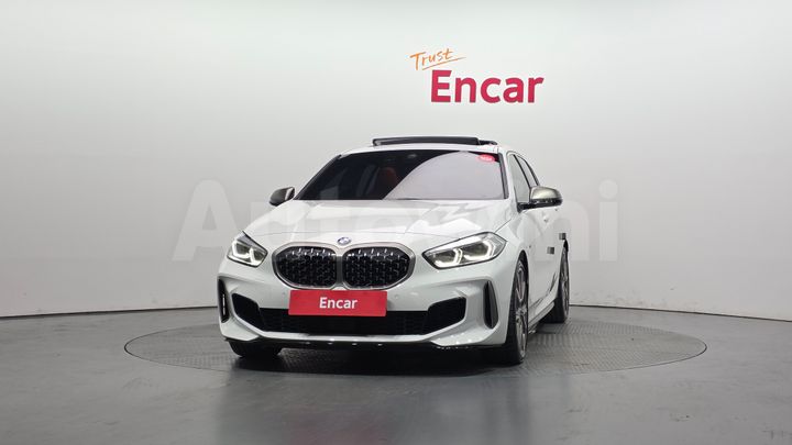 BMW 1 Series 2023 — 4
