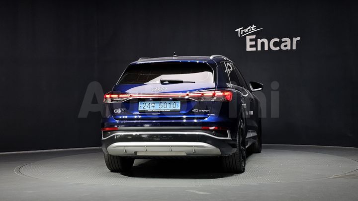 Audi Q4 2022 — 4