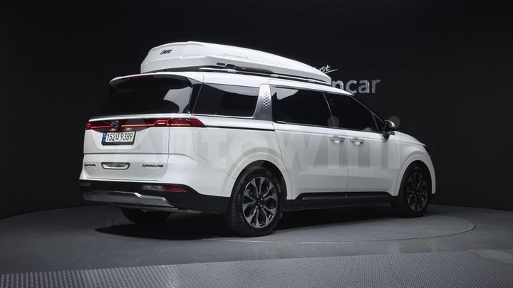 Kia Carnival 2021 — 2