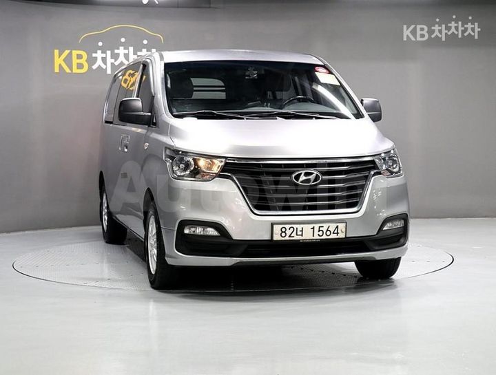 Hyundai Starex 2019 — 2