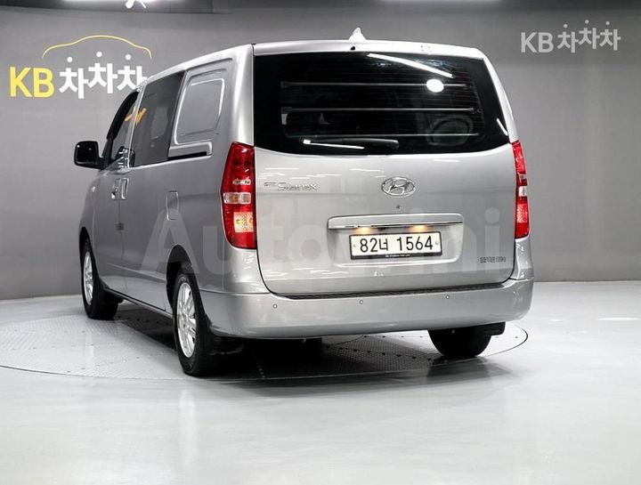 Hyundai Starex 2019 — 4