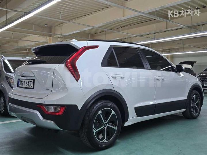 Kia Niro 2023 — 4