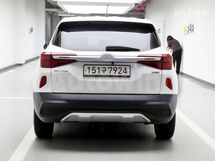 Kia Seltos 2021 — 3