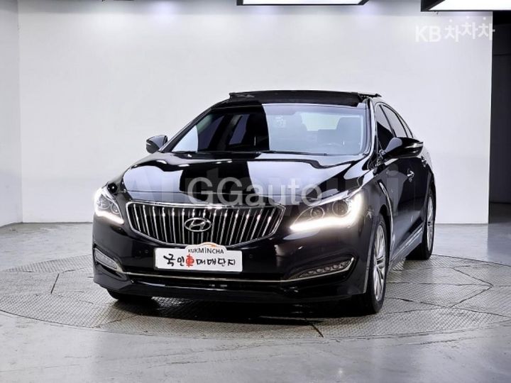 Hyundai Aslan