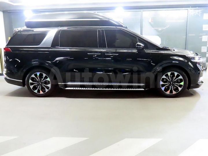 Kia Carnival 2021 KNANE813BMS074102 — 3