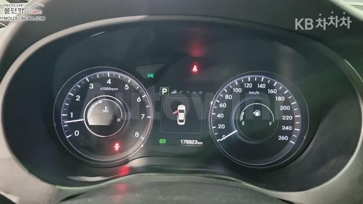 Hyundai Aslan