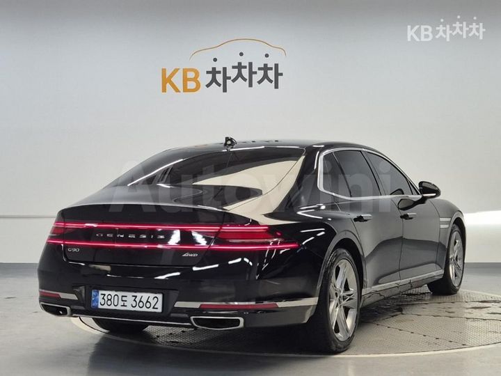 Genesis G90 2022 KMTFA41DDNU005341 — 3