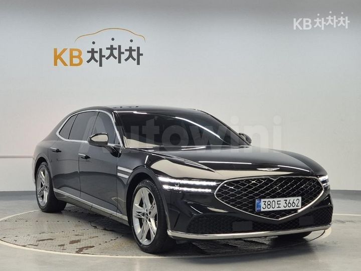 Genesis G90 2022 KMTFA41DDNU005341 — 4