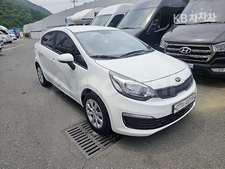 Kia Pride 2017 — 2