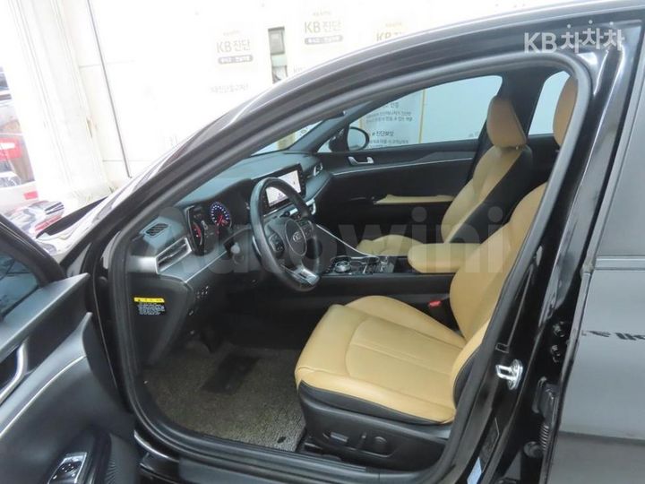 Kia K5 2020 KNAG241ABLA045653 — 5