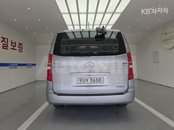 Hyundai Starex 2019 — 4