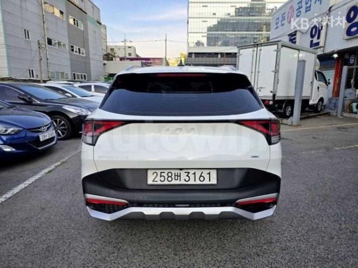 Kia Sportage 2023 — 3
