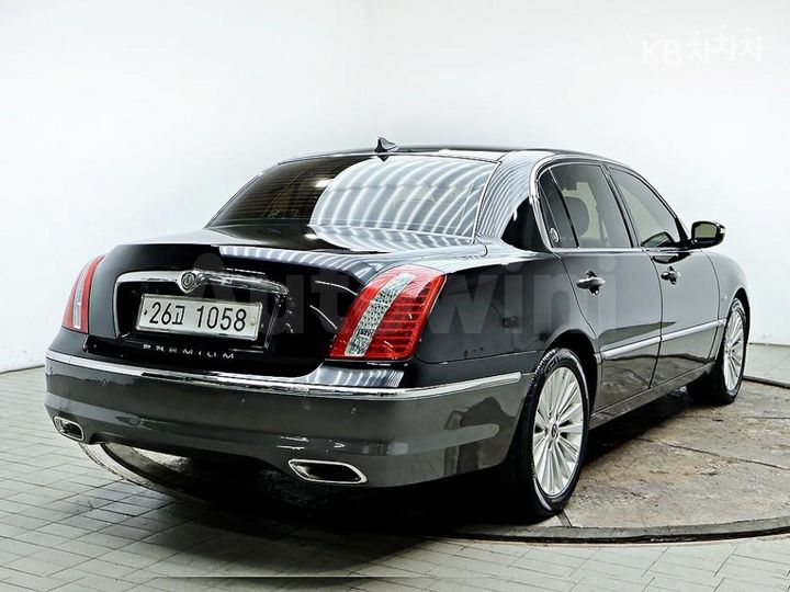 Kia Opirus 2010 KNALG417BAS198174 — 4