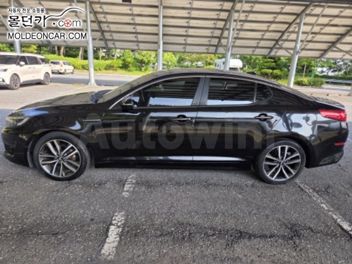 Kia K5 2013 KNAGN419BEA438190 — 2